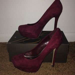 Beautiful burgundy shoes from bakers
