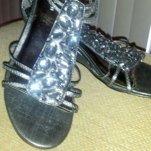 Shoes - Picture 3 of 3