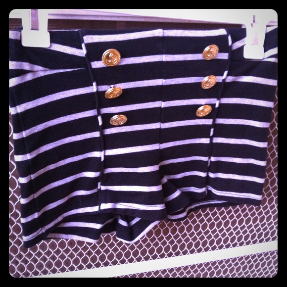 Black and grey stripe shorts - Picture 1 of 4