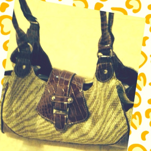 NWOT Zebra print purse...
