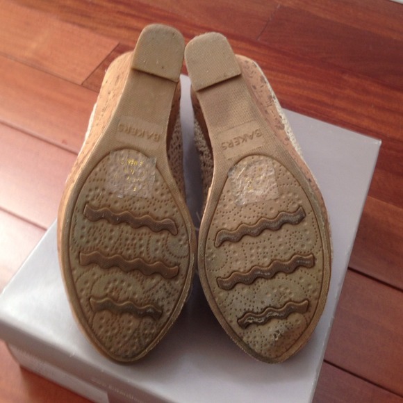 Shoes - Picture 3 of 3