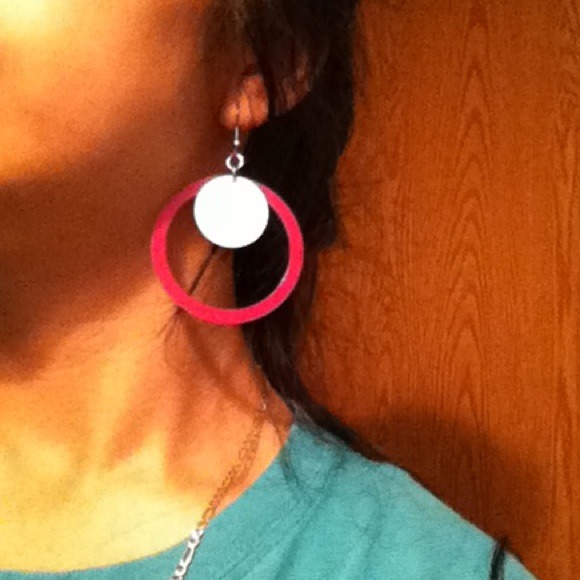 Earrings - Picture 2 of 2