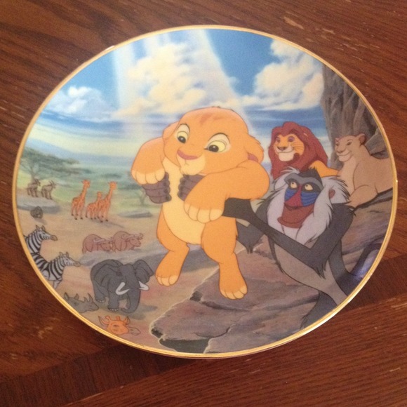 Disney lion king collector plate