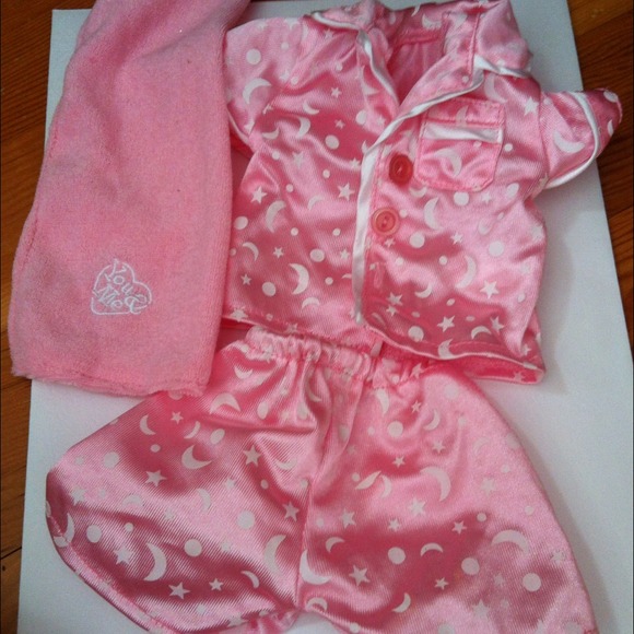 Pj set fits american girl doll (not AG brand)