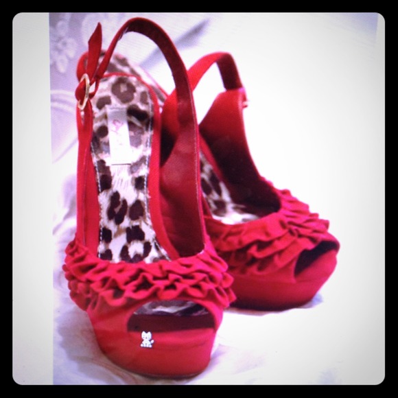 qupid Shoes - SOLD!!! Qupid Red Suede Wedges