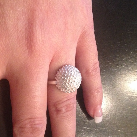 Ring - Picture 2 of 2