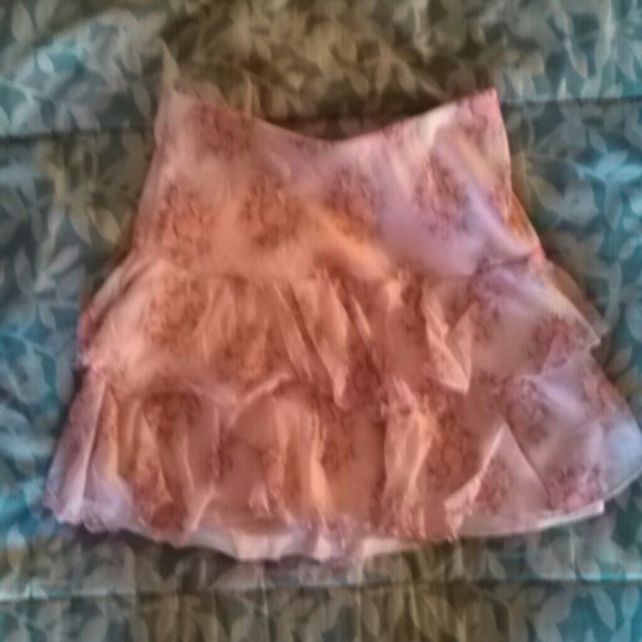 H&M pink floral skirt - Picture 3 of 3