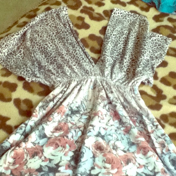 Floral/Cheetah print top!
