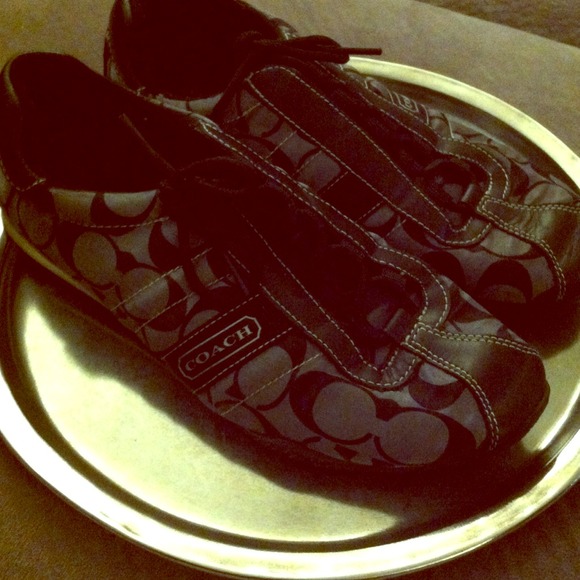 Bundle for @evelynzji Kate spade/coach shoe