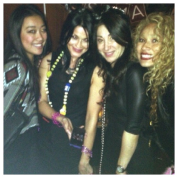 POSHMARK TURNS 2! Los Angeles Party! - Picture 2 of 4