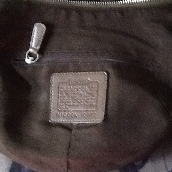Original Coach Handbag - Picture 4 of 4
