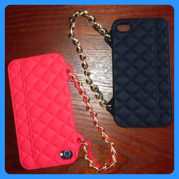 Accessories - ‼️$11 for both‼️Case for iphone 4 or 4s