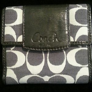 Coach Wallet with box- (New) $38 FIRM:NWOT