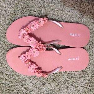 Adorable like new Jcrew flip flops