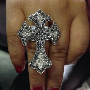 Silver cross ring on elastic stretch band