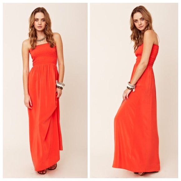 Dresses & Skirts - 🎉🎊HOST PICK🎉🎊 Maxi Dress