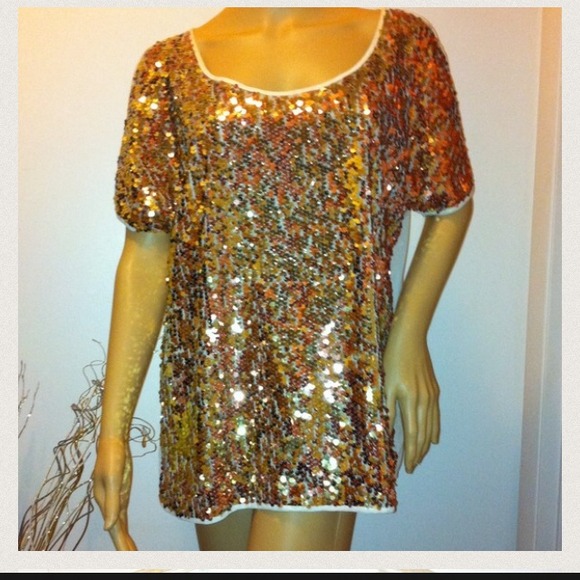 ✨🌟💫Gold sequin Express top💫🌟✨ - Picture 2 of 3