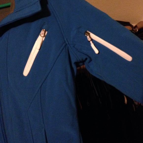 Royal Blue jacket 💙 - Picture 2 of 3