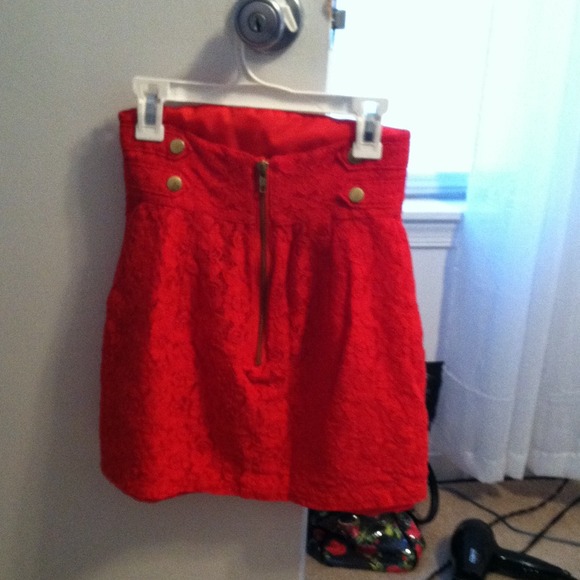 Printed high-waisted skirt - Picture 2 of 3