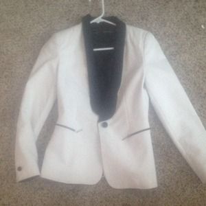 Zara- white & black Tuxedo Blazer