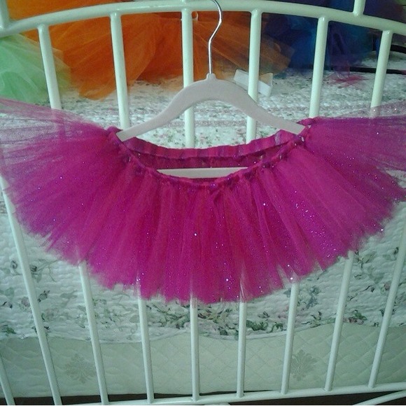 Single color tutus.. - Picture 2 of 4