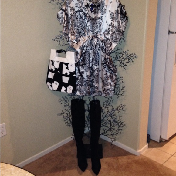 ๐ดSOLD IN BUNDLE๐ด for @gremlingurl - Picture 2 of 4