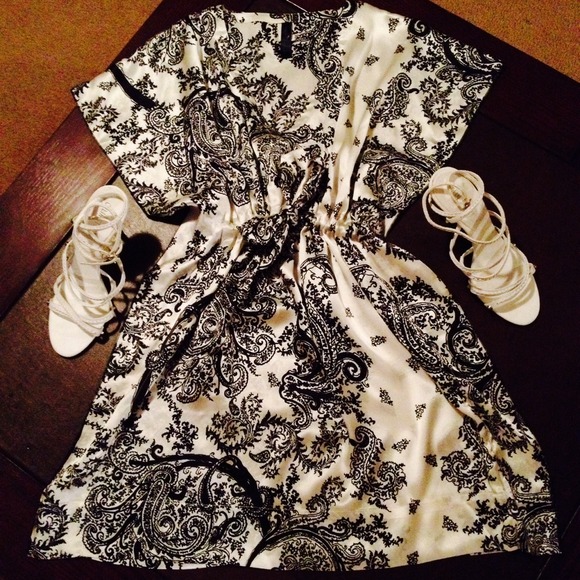 ๐ดSOLD IN BUNDLE๐ด for @gremlingurl - Picture 3 of 4