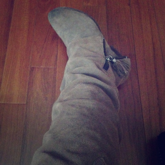 Suede boot