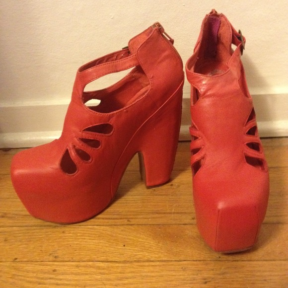 Jeffrey Campbell Platform Heels - Picture 2 of 4