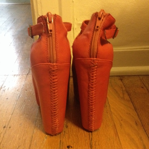 Jeffrey Campbell Platform Heels - Picture 4 of 4