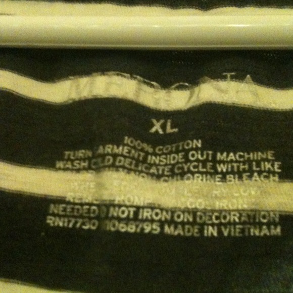 SOLD!!! Striped Shirt Size XL - Picture 2 of 4