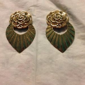 Beautiful vintage earrings