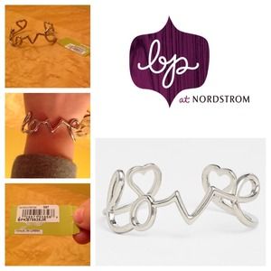 💖Nordstrom BP Silver 'Love' Script Bracelet💖
