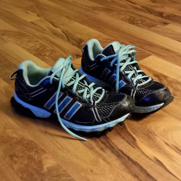 Traded Running shoes