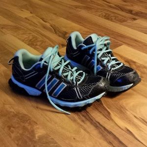 Traded Running shoes