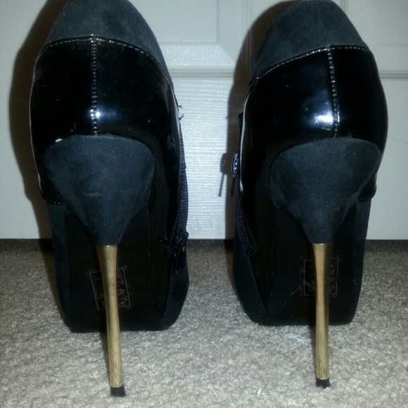 Booties - Picture 3 of 4