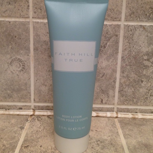 Faith Hill true body lotion