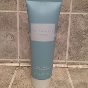 Faith Hill true body lotion