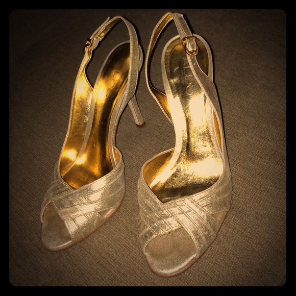 REDUCED!!! Gold ALDO Dress Shoe