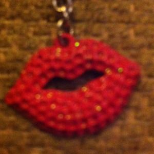 A Necklace with Pink Lips!