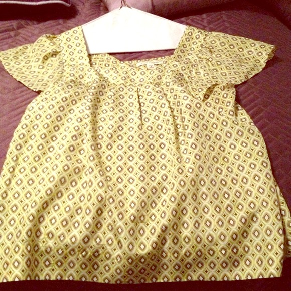Banana Republic Silk shirt