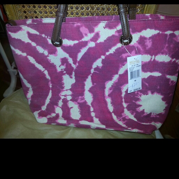 Michael kors handbag