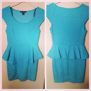 Chic dress *wore only once*