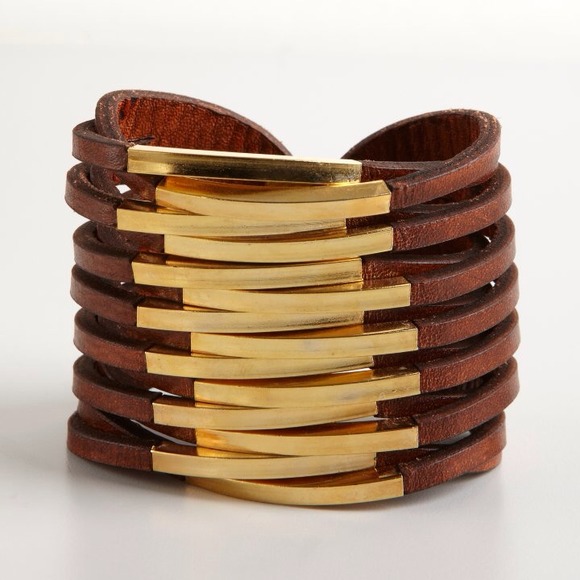 Daniela Zagnoli twisted leather