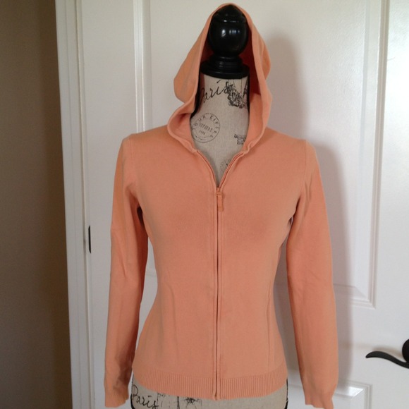 🎀SOLD🎀GAP Hooded Sweater