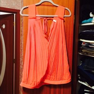 SOLD SOLD SOLD Top size large