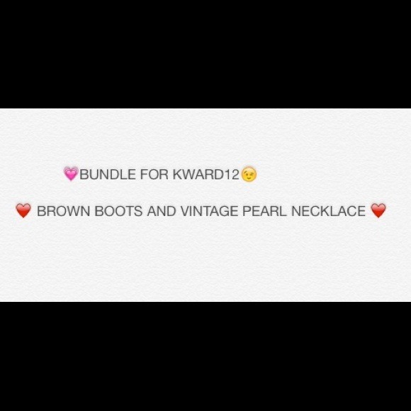 Brown boots And vintage Pearl necklace💕