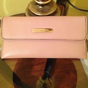 Michael kors wallet