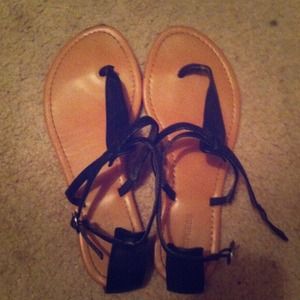 Gladiator express flip flops