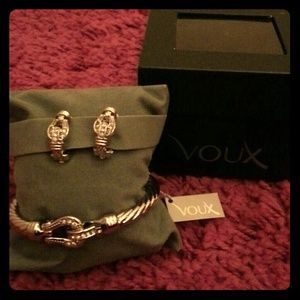 Bracelet and Clip on Earrings Box Set
